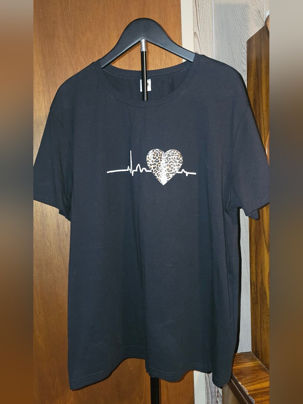 Black Short-Sleeve Tee with Leopard Heart & Heartbeat Graphic